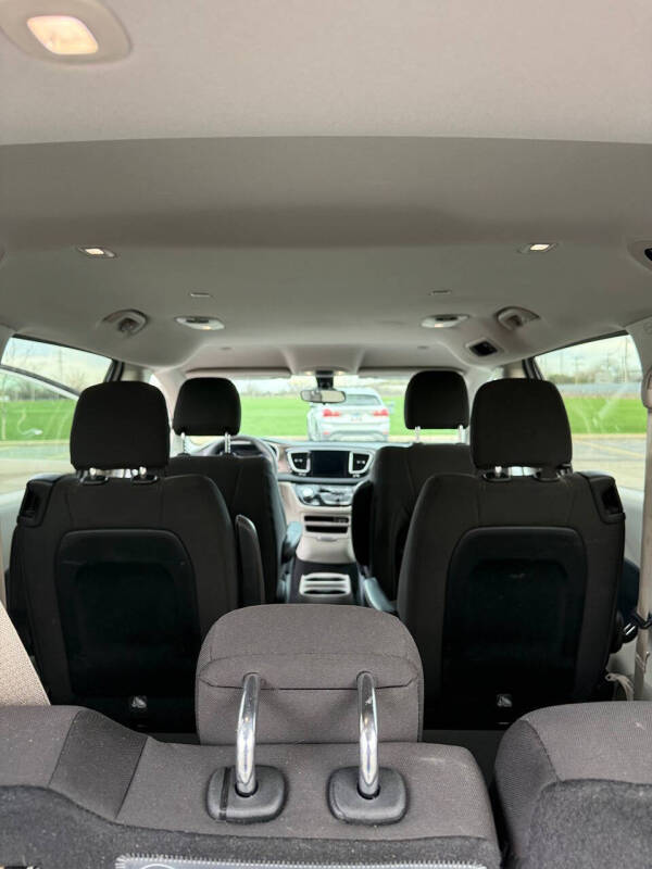 2017 Chrysler Pacifica Touring