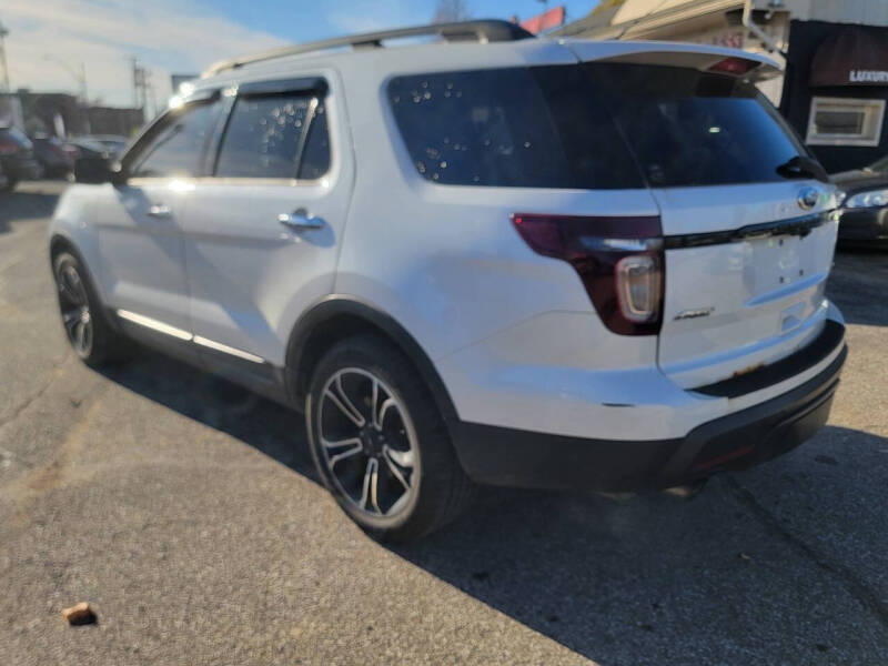 2014 Ford Explorer Sport