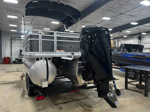 2026 Sun Tracker FISH BARGE 22 XP3