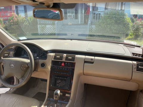 2001 Mercedes-Benz E-Class E 320