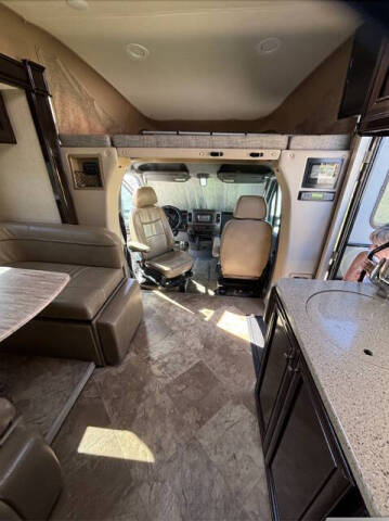 2018 Thor Motor Coach Siesta Sprinter 24SS