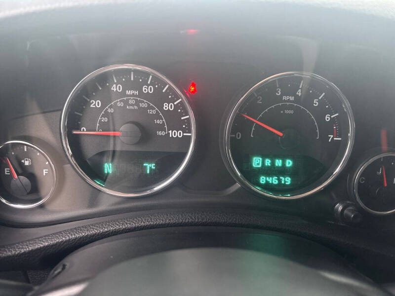 2013 Jeep Wrangler Sahara