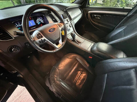 2014 Ford Taurus SEL