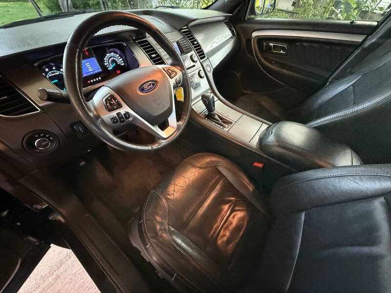 2014 Ford Taurus SEL