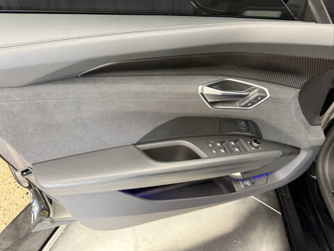 2023 Audi e-tron GT quattro Premium Plus