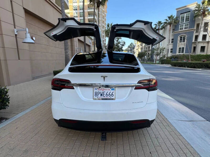 2020 Tesla Model X Long Range Plus