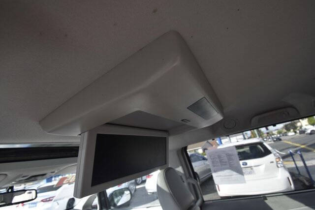 2014 Toyota Sienna XLE 8-Passenger