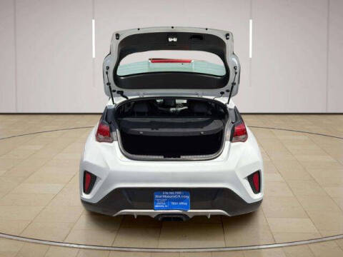 2019 Hyundai Veloster 2.0L Premium