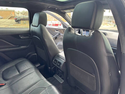 2019 Jaguar F-PACE S