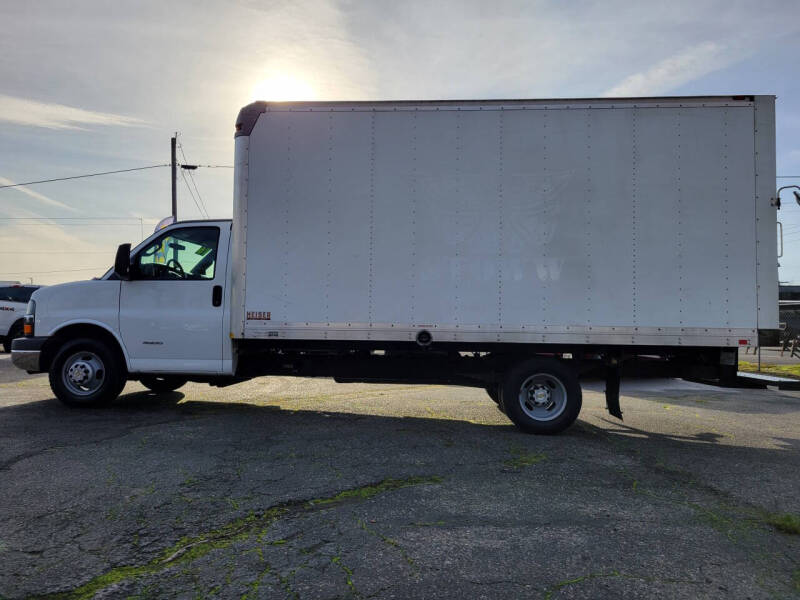 2016 Chevrolet Express 4500