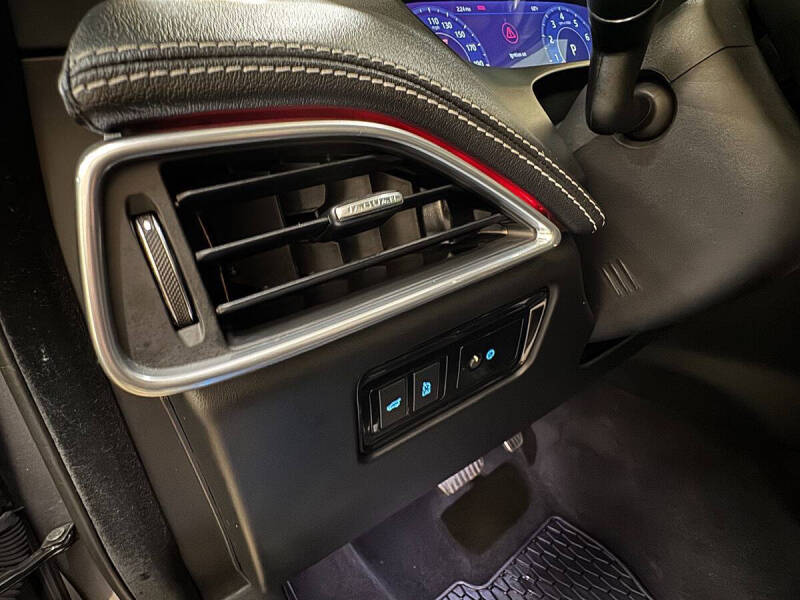 2020 Jaguar F-PACE SVR