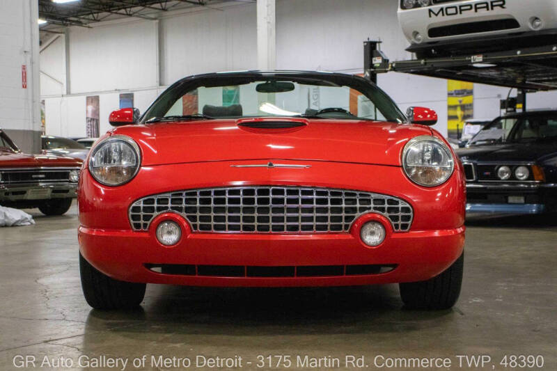 2002 Ford Thunderbird Deluxe