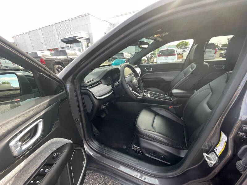 2024 Jeep Compass Latitude Lux