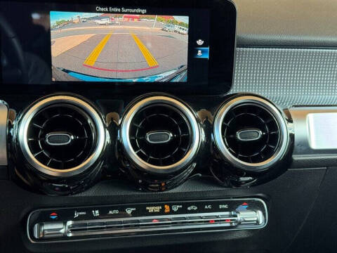 2022 Mercedes-Benz GLB GLB 250 4MATIC