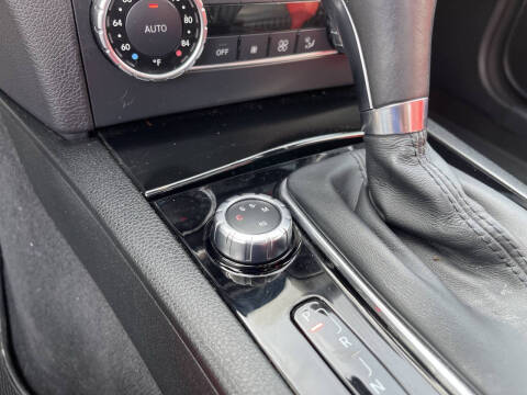 2012 Mercedes-Benz C-Class C 63 AMG