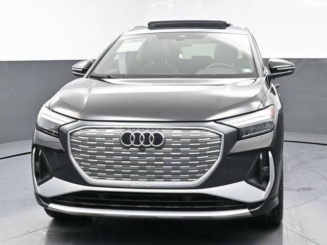 2023 Audi Q4 e-tron quattro Premium 50