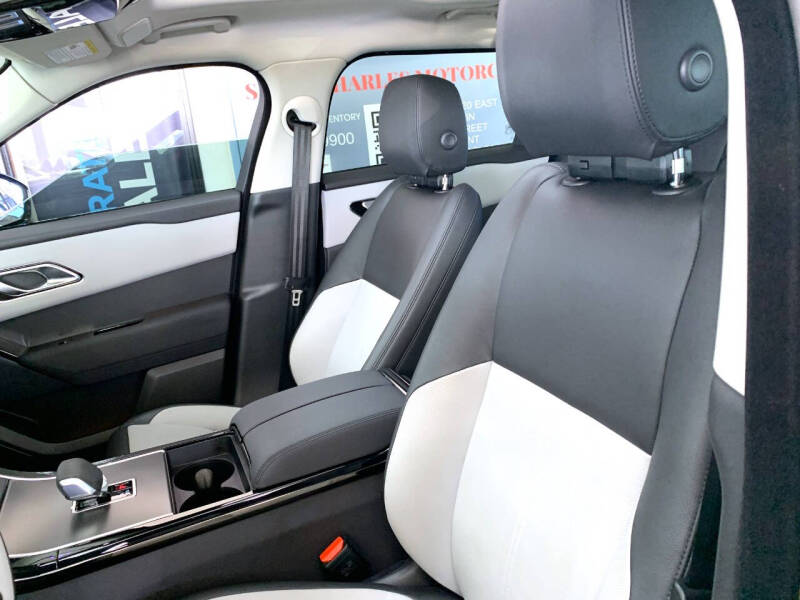 2025 Land Rover Range Rover Velar P250 Dynamic SE