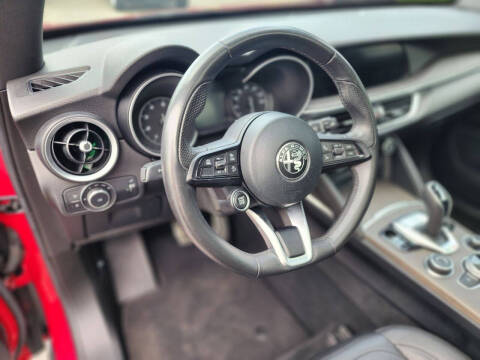 2022 Alfa Romeo Stelvio Ti