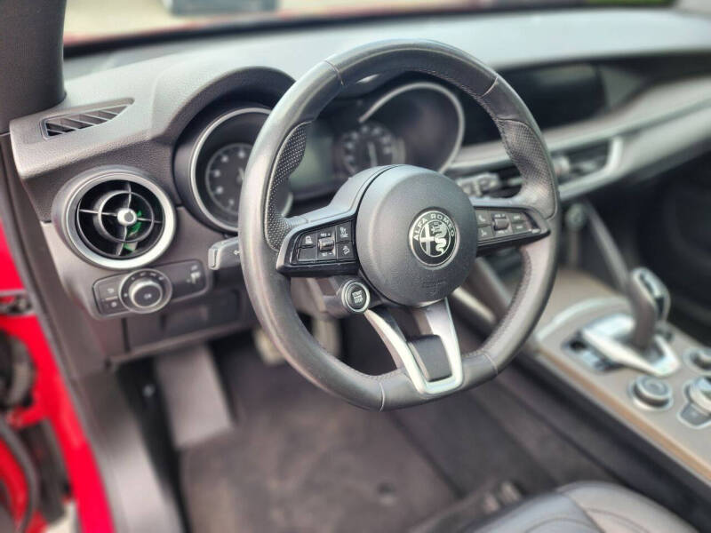 2022 Alfa Romeo Stelvio Ti