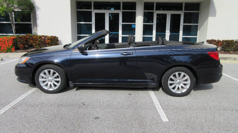 Used 2012 Chrysler 200 Touring with VIN 1C3BCBEB3CN191009 for sale in Largo, FL