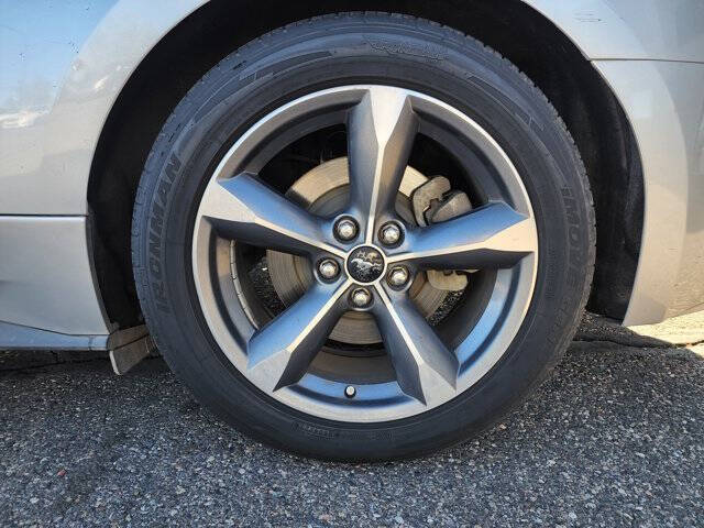 2016 Ford Mustang V6