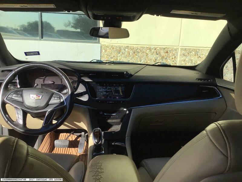 2017 Cadillac XT5 Luxury