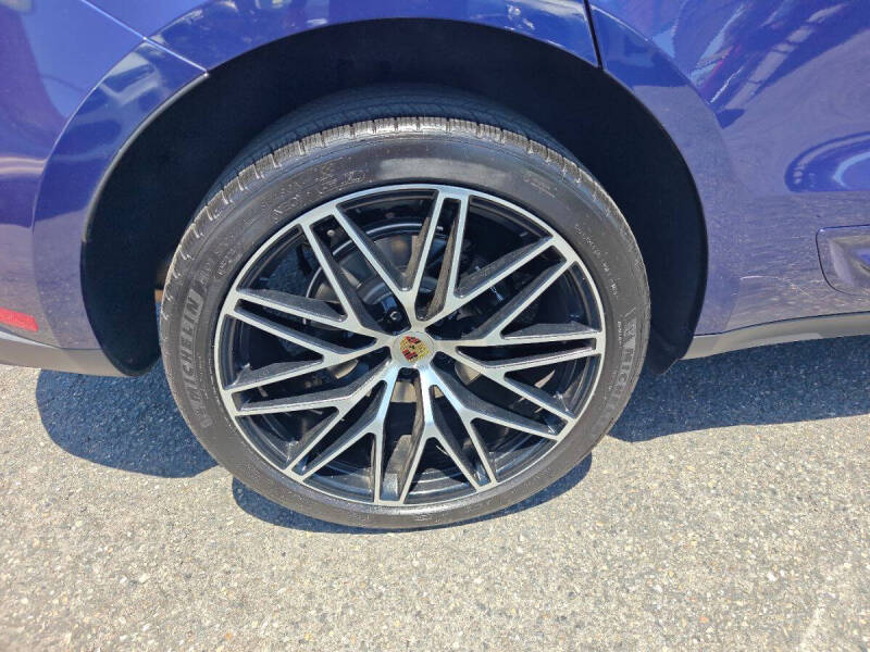 2024 Porsche Macan