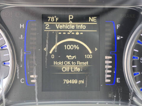 2016 Chrysler 200 LX