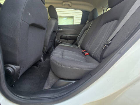 2015 Chevrolet Sonic LT Auto