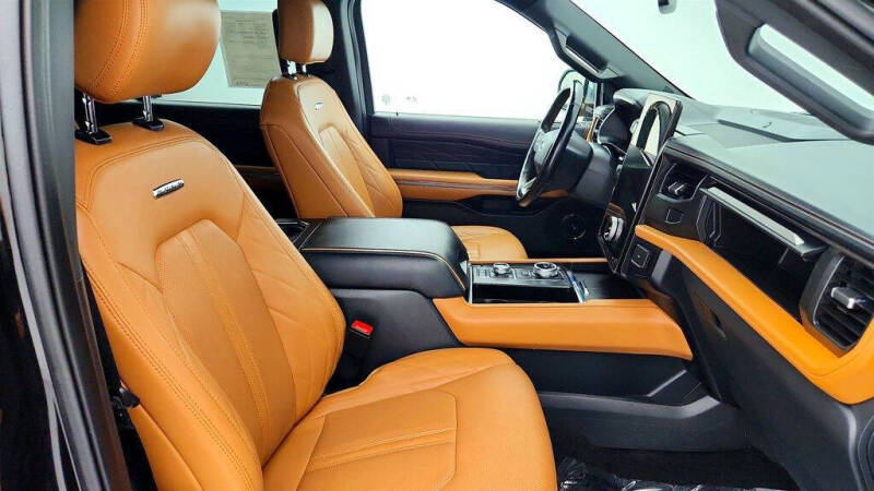 2023 Ford Expedition MAX Platinum