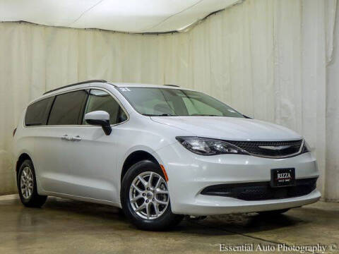 2021 Chrysler Voyager