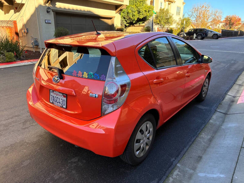 2013 Toyota Prius c One