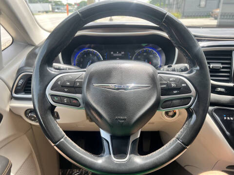 2017 Chrysler Pacifica Touring-L