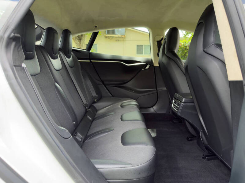 2016 Tesla Model S