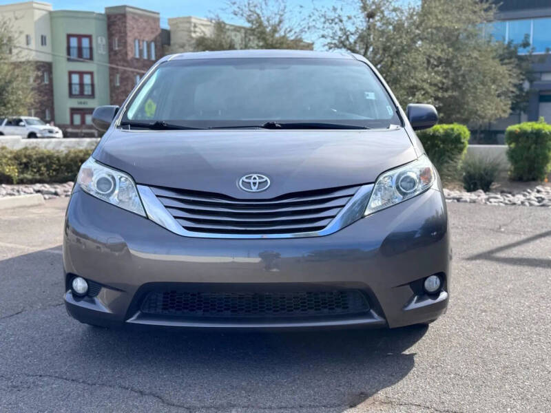 2016 Toyota Sienna