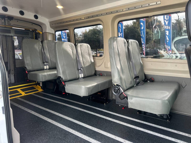 2023 Ford Transit 250