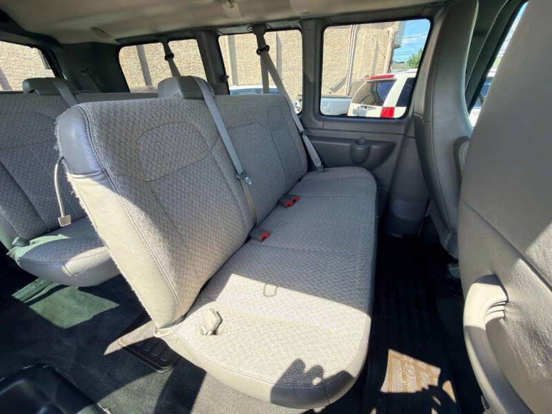 2015 Chevrolet Express LT 3500