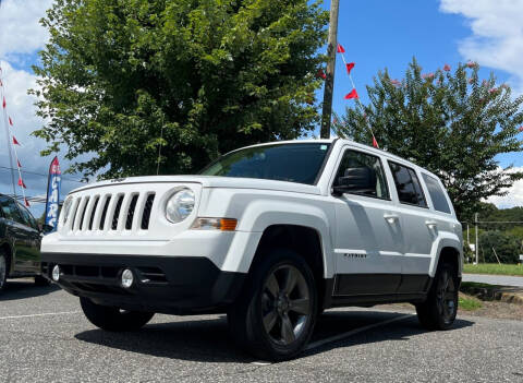2016 Jeep Patriot for sale at B & C AUTOMOTIVE SALES in Lincolnton NC