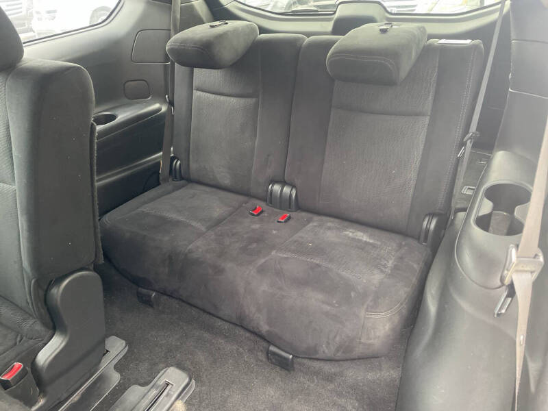 2015 Nissan Pathfinder SV