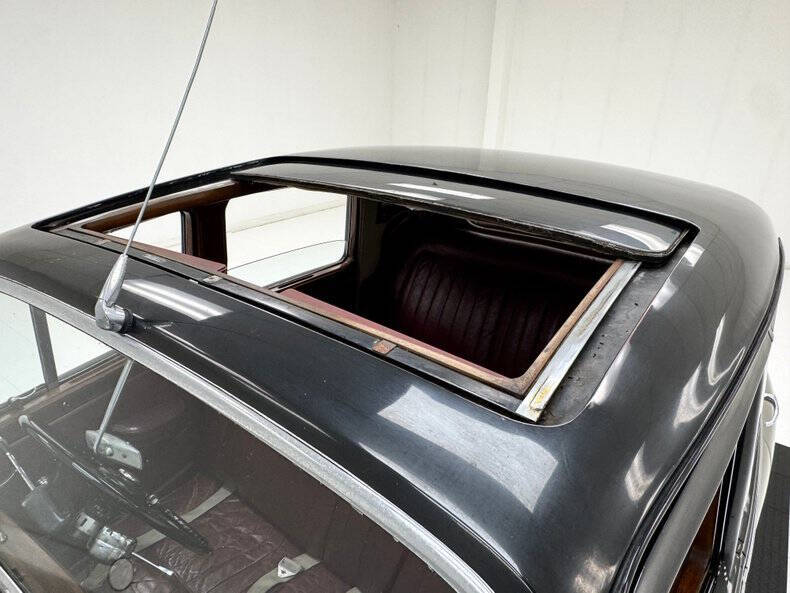1954 Bentley Flying Spur