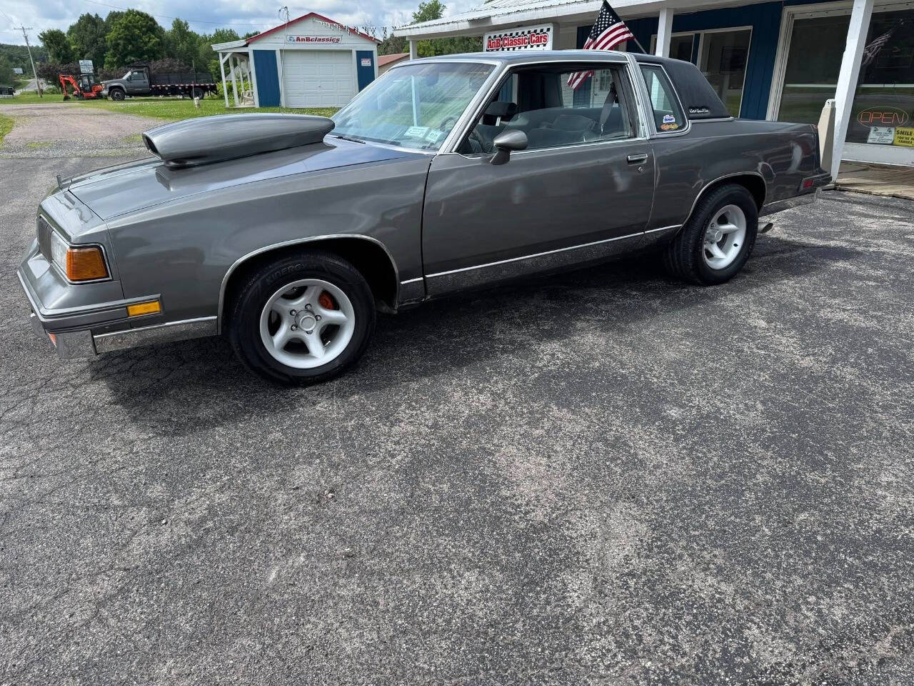 1988 Oldsmobile Cutlass Supreme 14