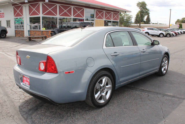 2009 Chevrolet Malibu for sale at Jennifer's Auto Sales & Service in Spokane Valley, WA