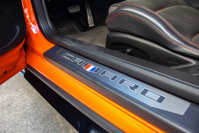 2019 Chevrolet Camaro 16