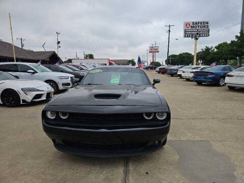 2022 Dodge Challenger SXT