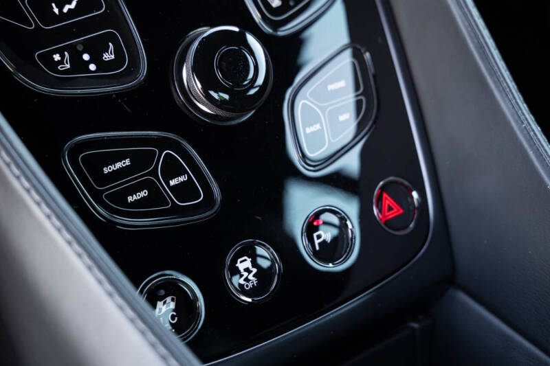 2014 Aston Martin Vanquish