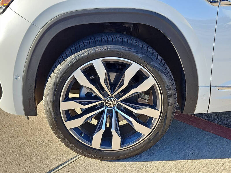 2022 Volkswagen Atlas Cross Sport V6 SEL Premium R-Line 4Motion