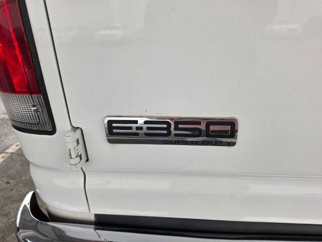 2009 Ford E-Series E-350 SD