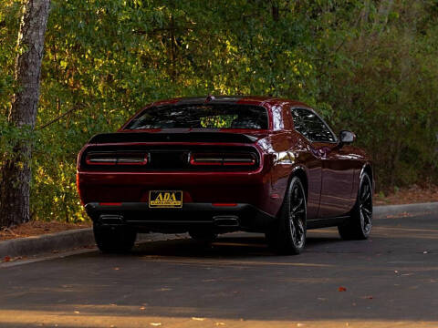 2018 Dodge Challenger SXT Plus