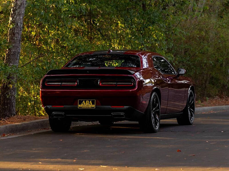 2018 Dodge Challenger SXT Plus