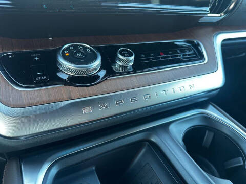 2025 Ford Expedition King Ranch